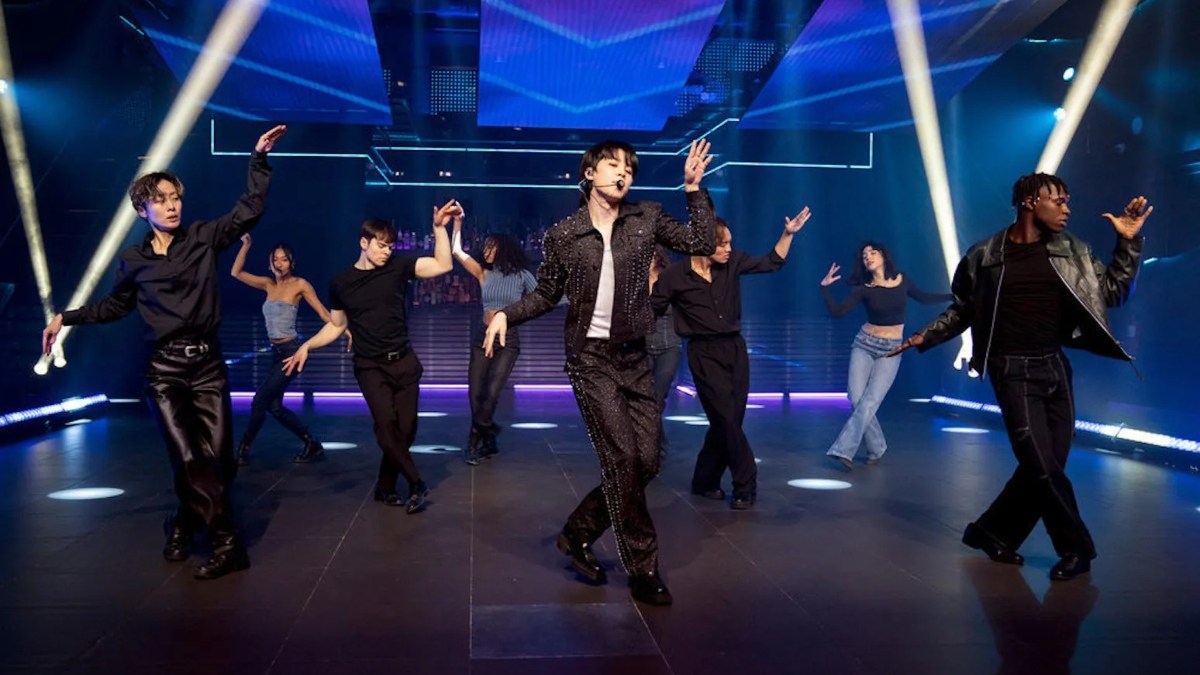 BTS Jimin Turns into Bollywood’s Shah Rukh Khan in Latest Dance Cover?