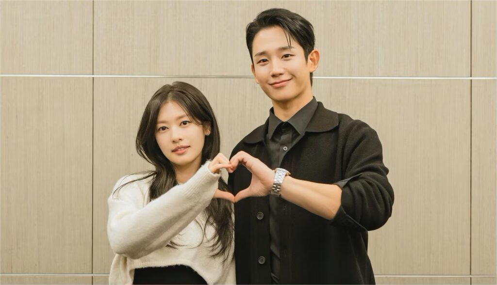 Love Next Door: A Sweet Tale of Reunited Childhood Friends - Featuring Jung Hae In and Jung So Min