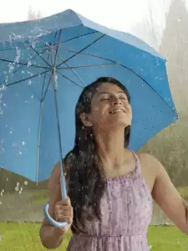 Rainy Season Blues? Beat Oily Skin with Natural Goodness