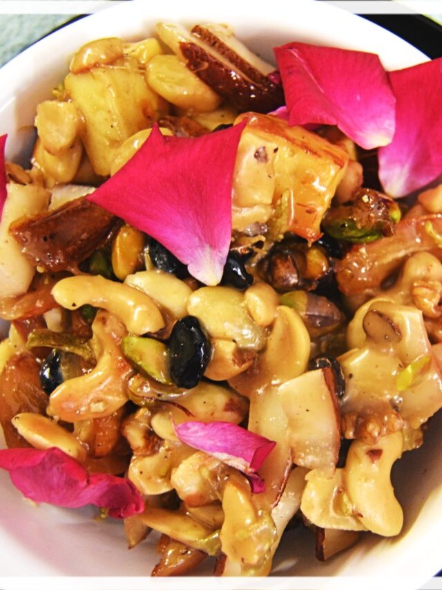 How to Make Kashmiri Shufta with Almond Paneer?