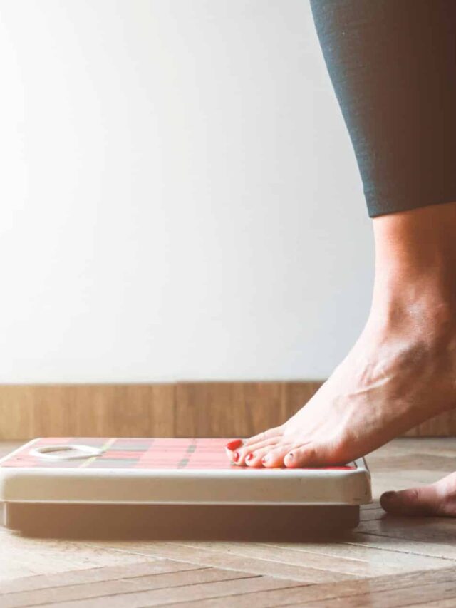 10 Hacks to Stop Stress Eating & Slim Down Weight Loss