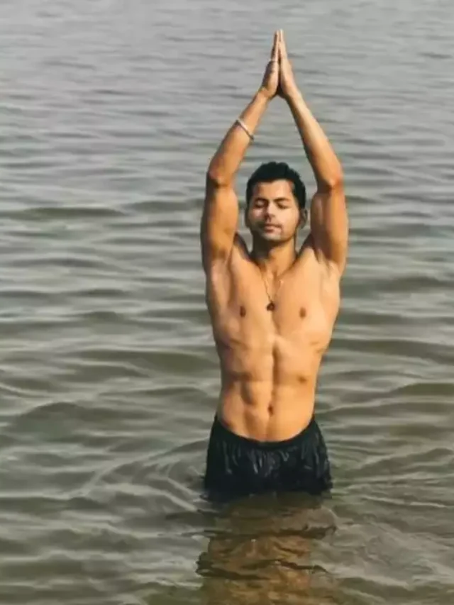 Siddharth Nigam Joins Spiritual Journey at Mahakumbh 2025