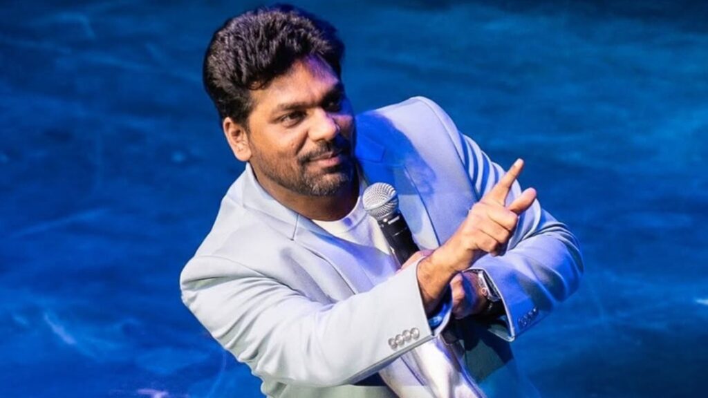 Zakir Khan shares health struggles and family responsibilities while announcing temporary farewell from comedy stage