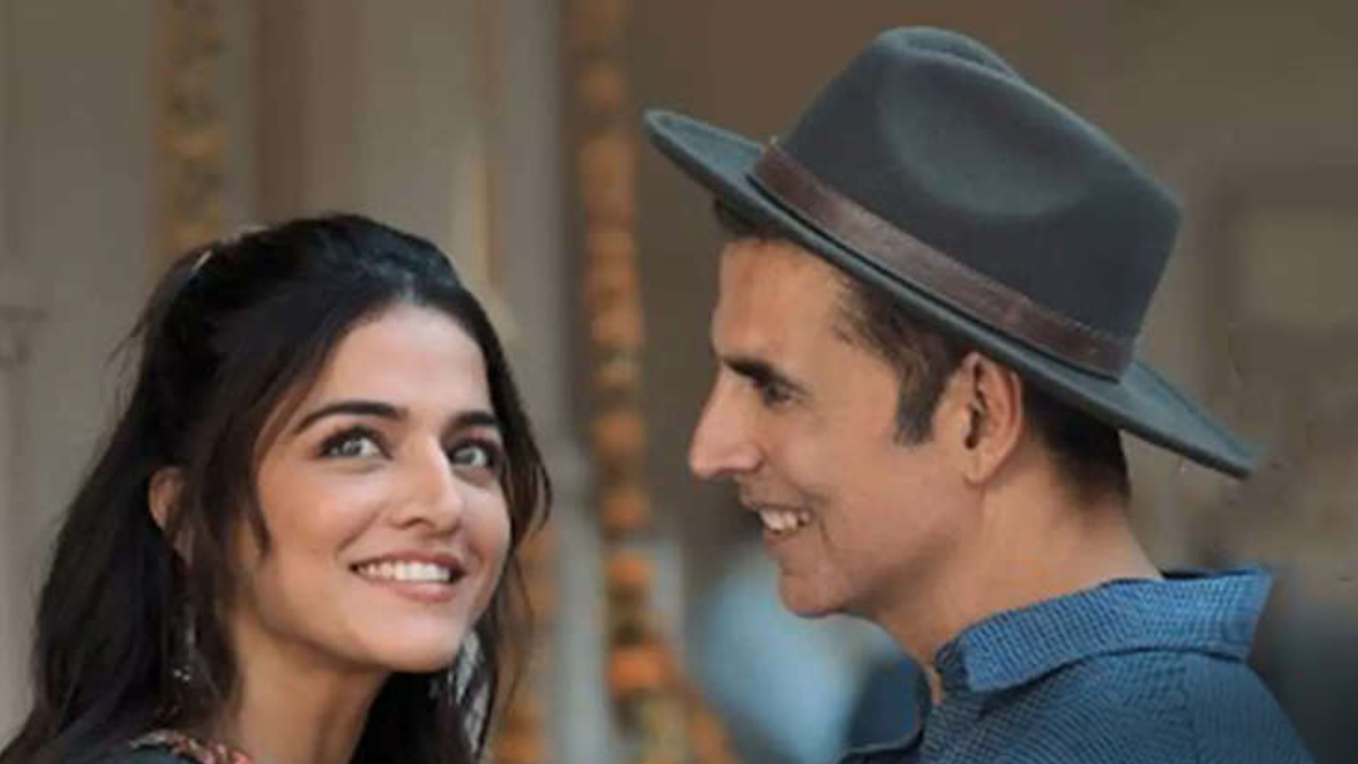 Akshay Kumar breaks silence on age gap